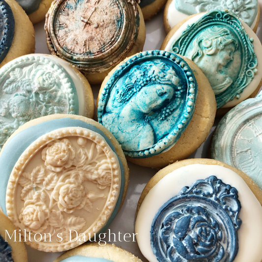 Basic & Intermediate Techniques-IOD Cameos Mold on Royal Icing Cookies